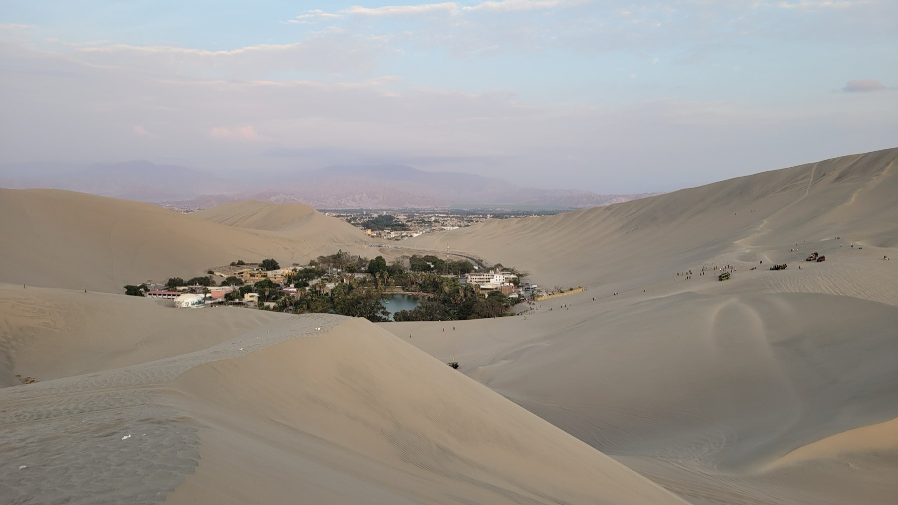 El oasis visto desde la duna